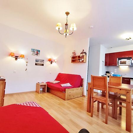 Le Bouquetin, Studio, Centre Luchon, Wifi, Casier A Skis, Ascenseur, 3 Personnes Bagnères-de-Luchon Esterno foto